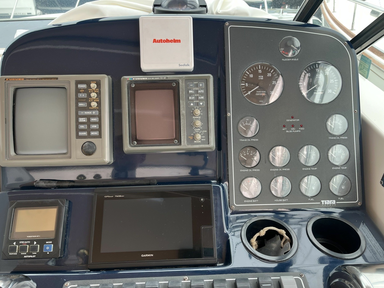 1999 Tiara Yachts 3500 Open