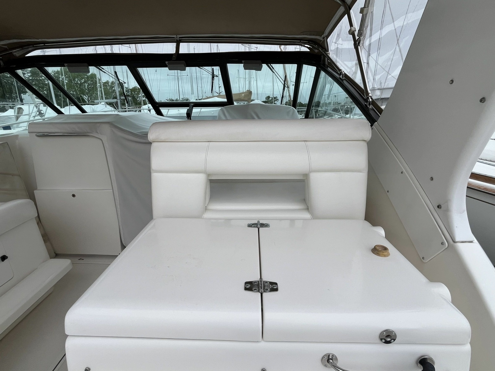 1999 Tiara Yachts 3500 Open