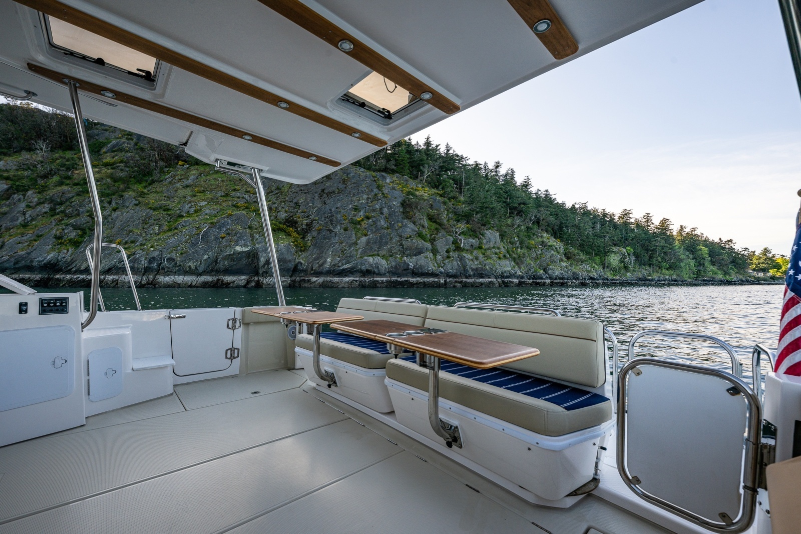 2020 Ranger Tugs R-41 CB