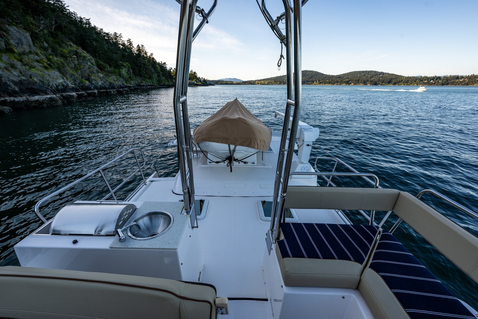 2020 Ranger Tugs R-41 CB