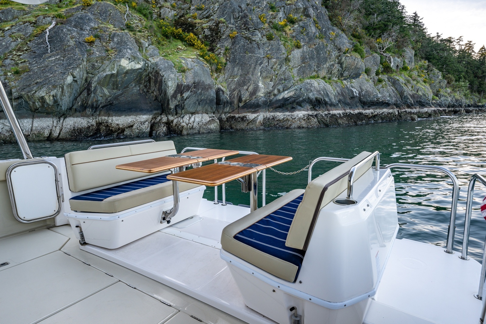 2020 Ranger Tugs R-41 CB