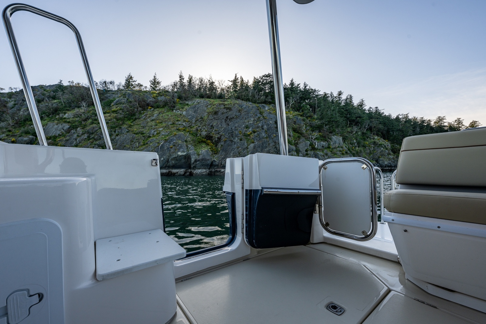 2020 Ranger Tugs R-41 CB