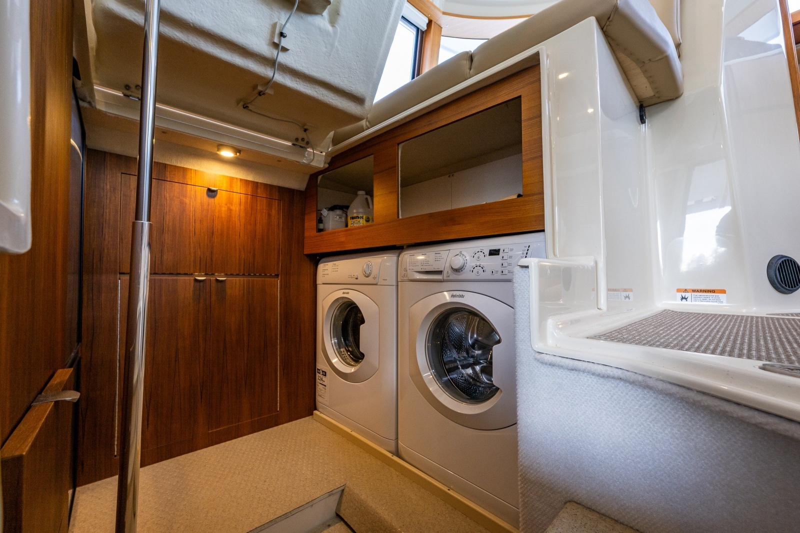 2020 Ranger Tugs R-41 CB