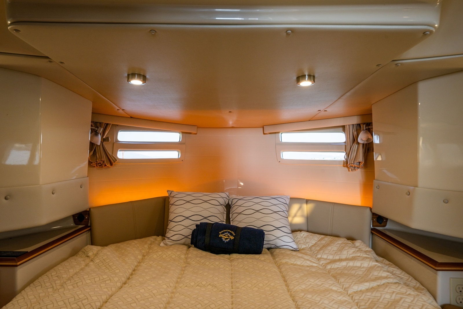 2020 Ranger Tugs R-41 CB