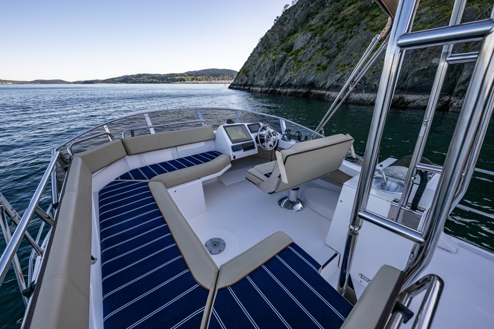 2020 Ranger Tugs R-41 CB