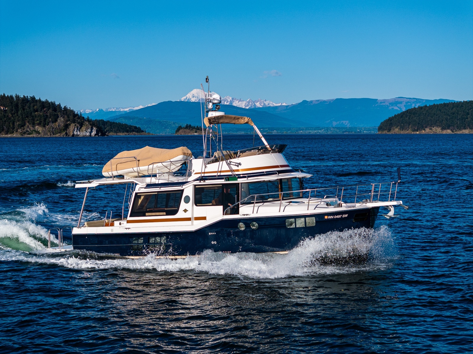 2020 Ranger Tugs R-41 CB