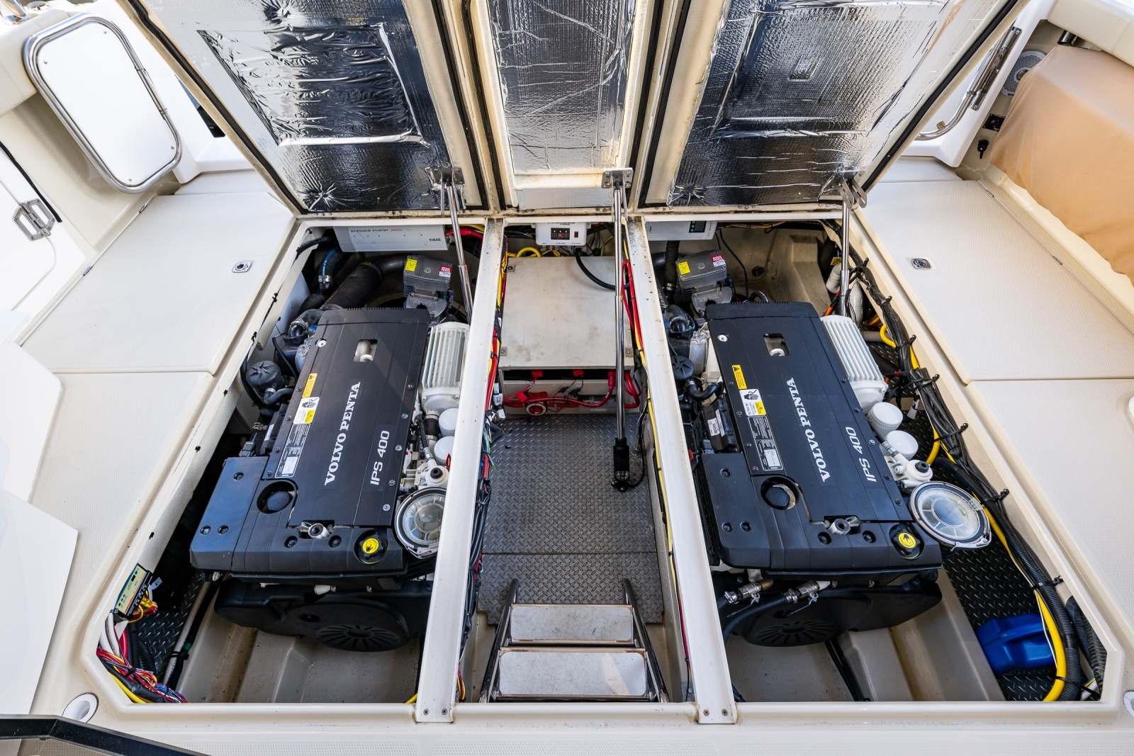 2020 Ranger Tugs R-41 CB