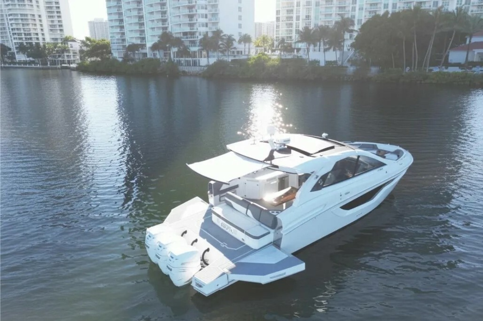 2021 Cruisers Yachts 42 GLS OB