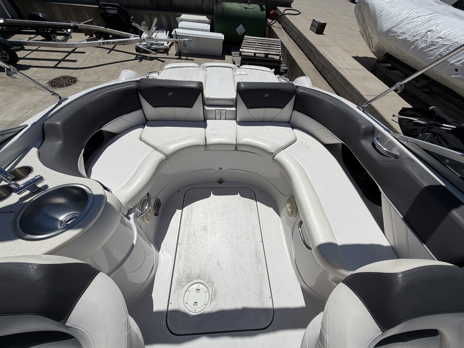 24ft Four Winns Yacht For Sale