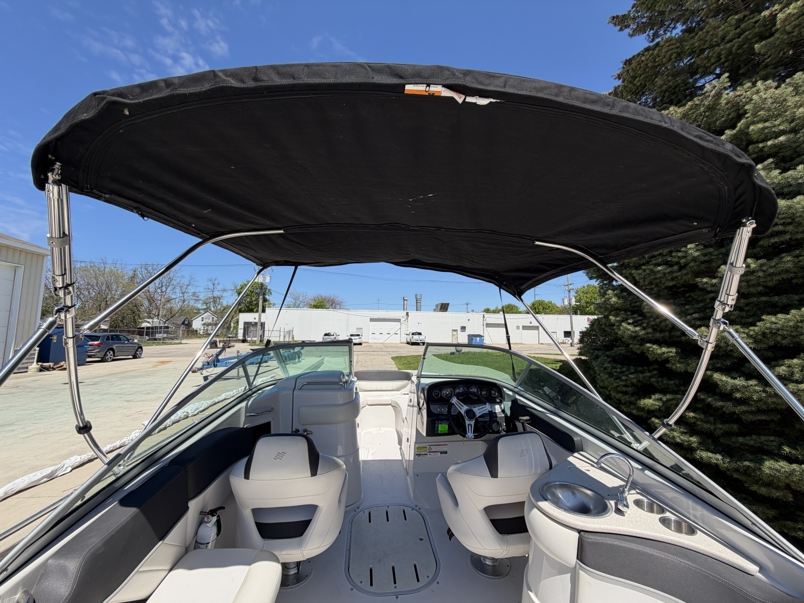 24ft Four Winns Yacht For Sale