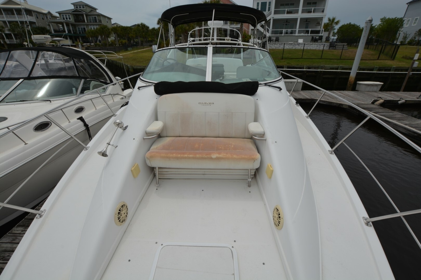 2000 Carver 350 Mariner