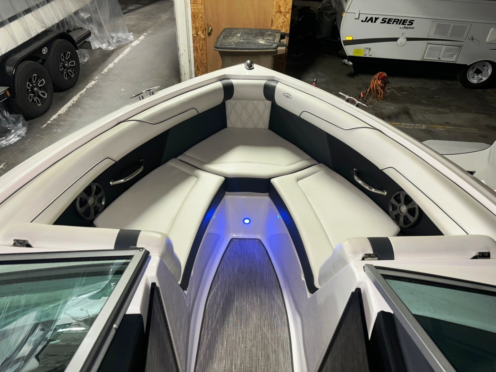 2019 Regal 2100 Bowrider