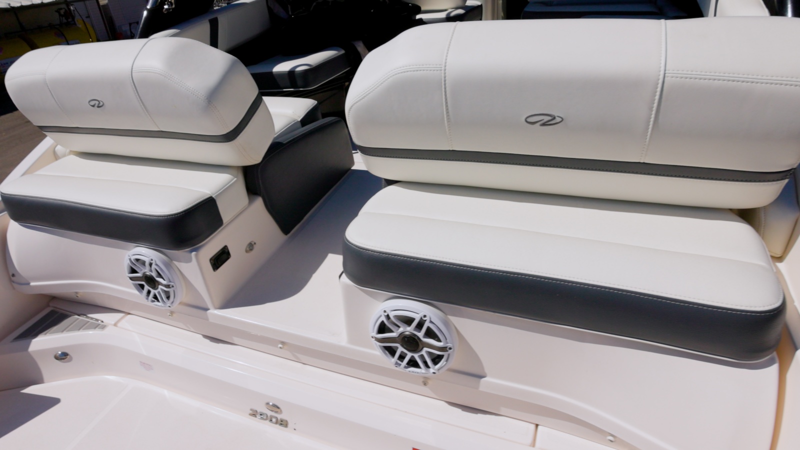 2017 Regal 29 OBX