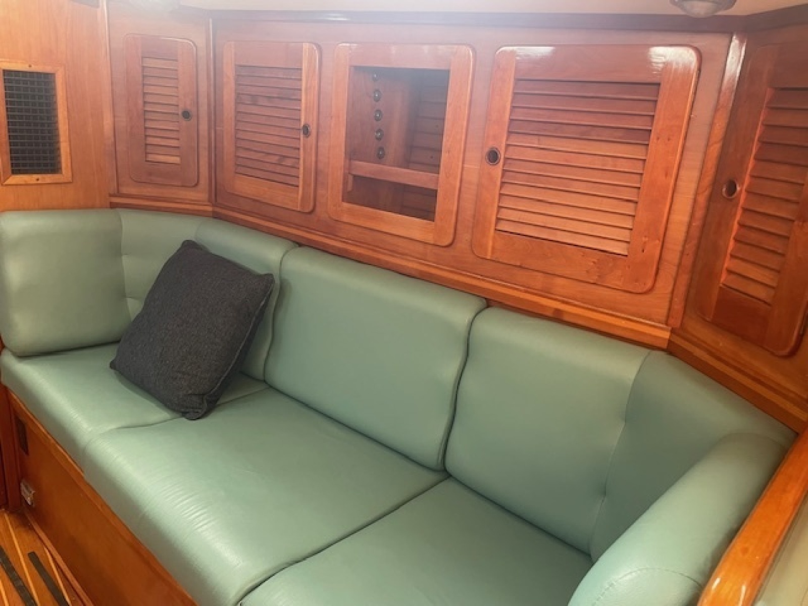 1993 Sabre 38 MK II