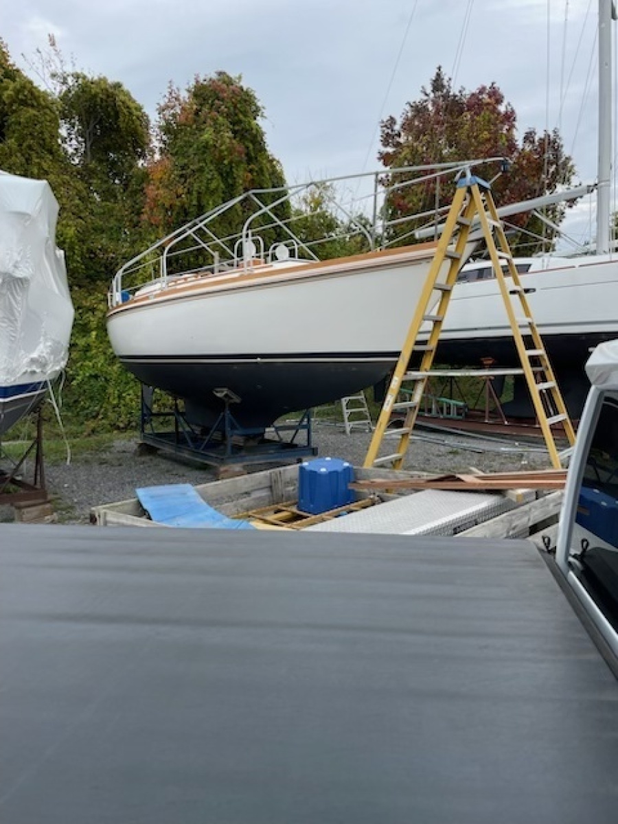 1980 Bristol 35.5 Keel/CB