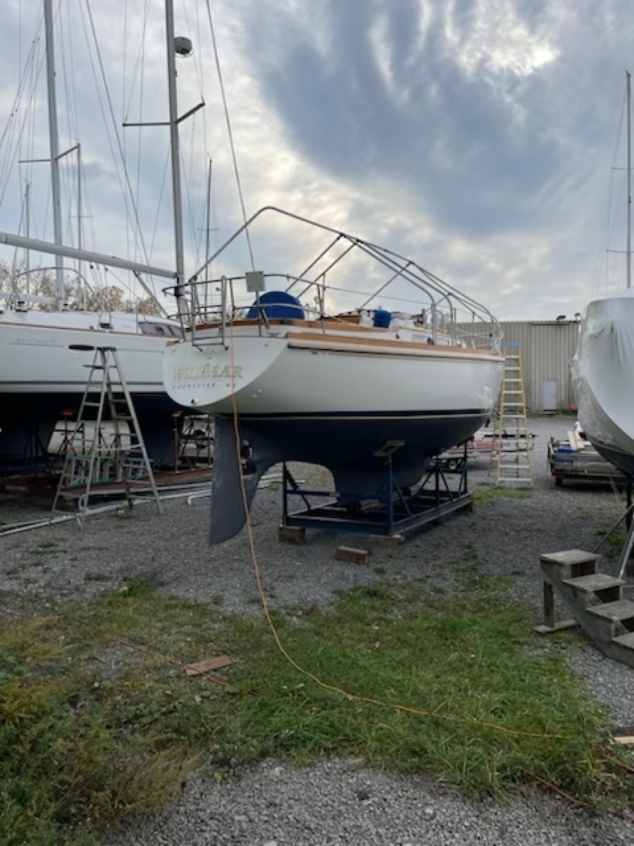 1980 Bristol 35.5 Keel/CB