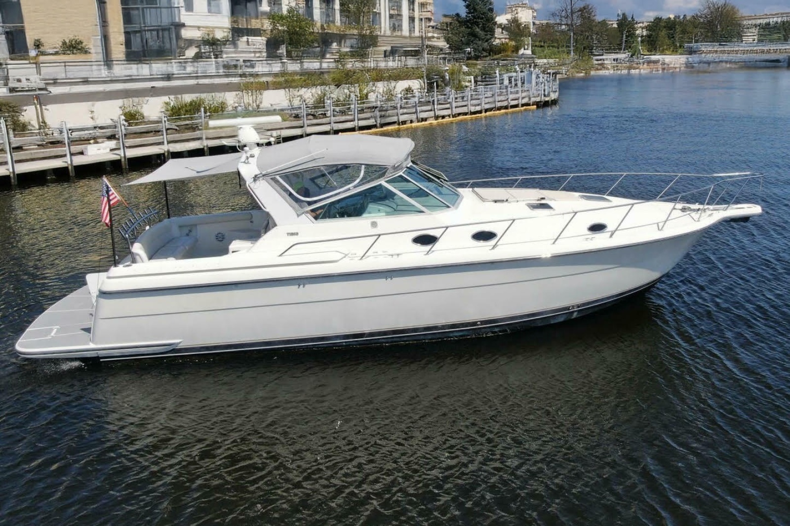 1995 Tiara Yachts 4000