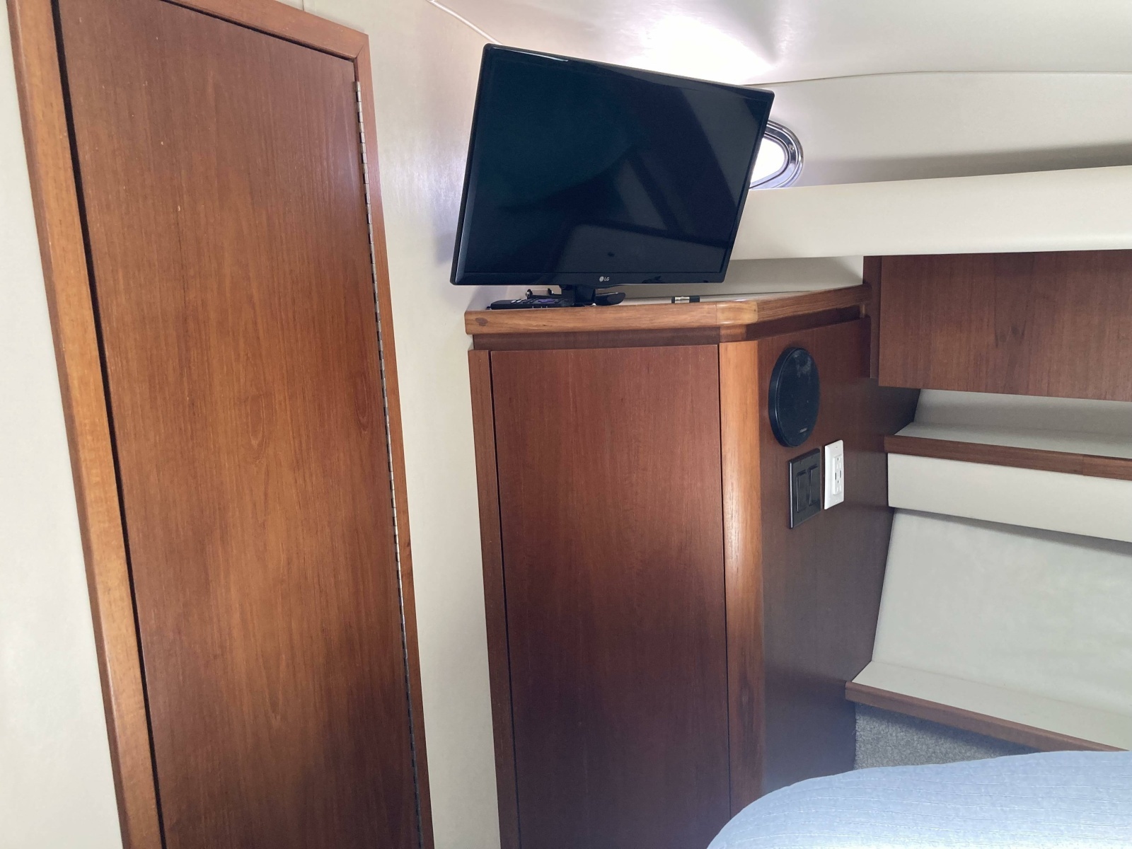 1995 Tiara Yachts 4000