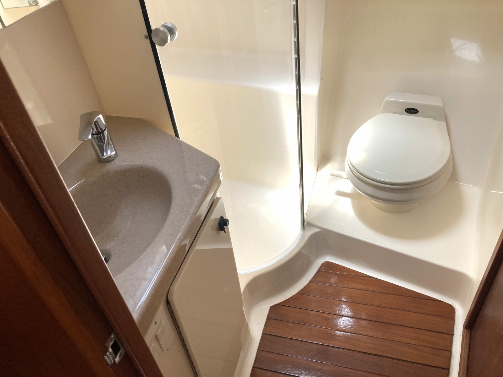1995 Tiara Yachts 4000