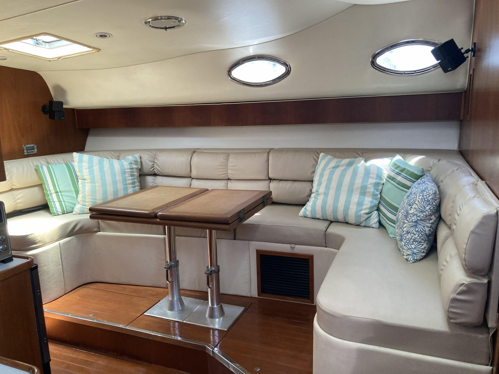 1995 Tiara Yachts 4000