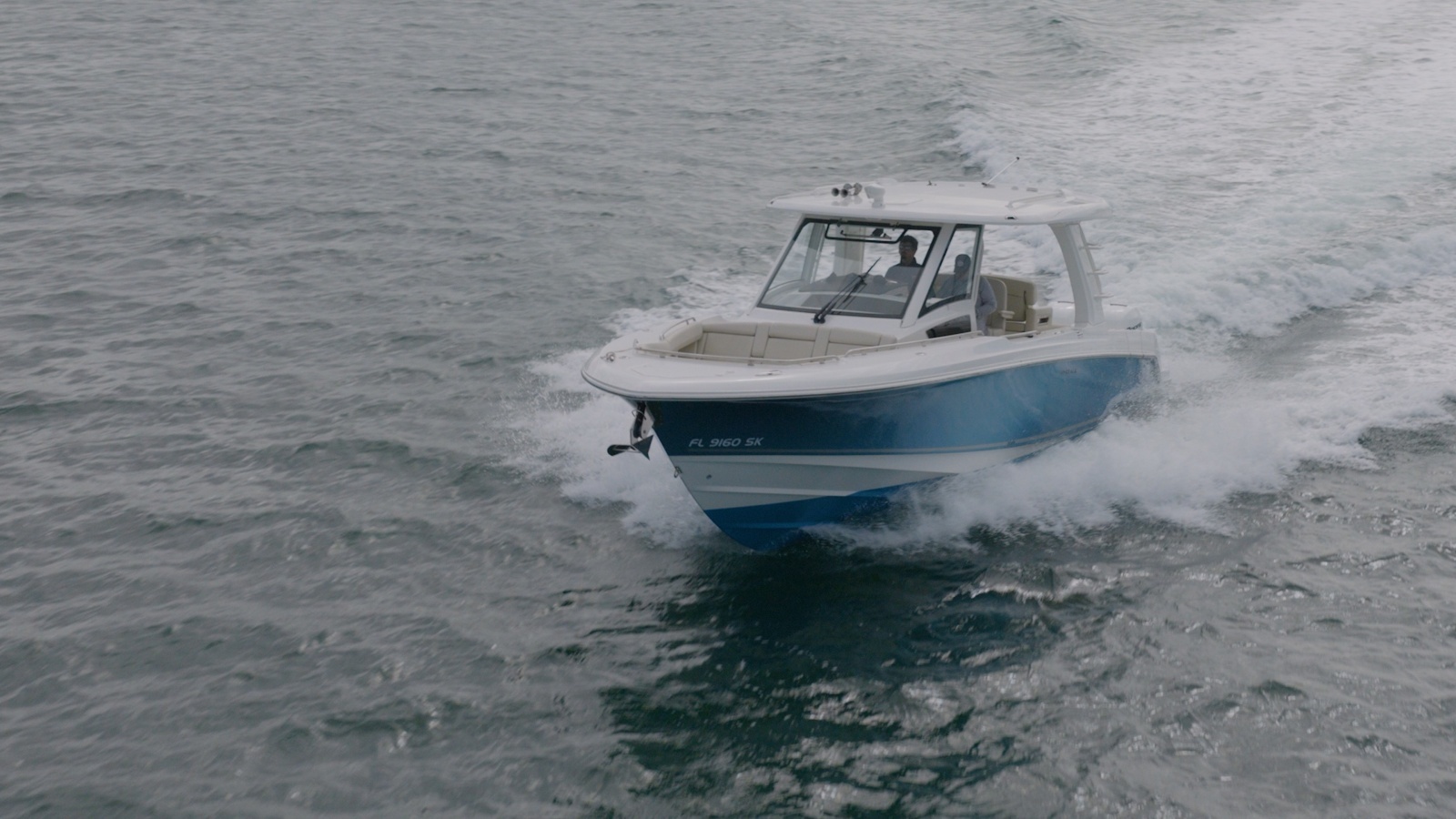 2018 Boston Whaler Outrage