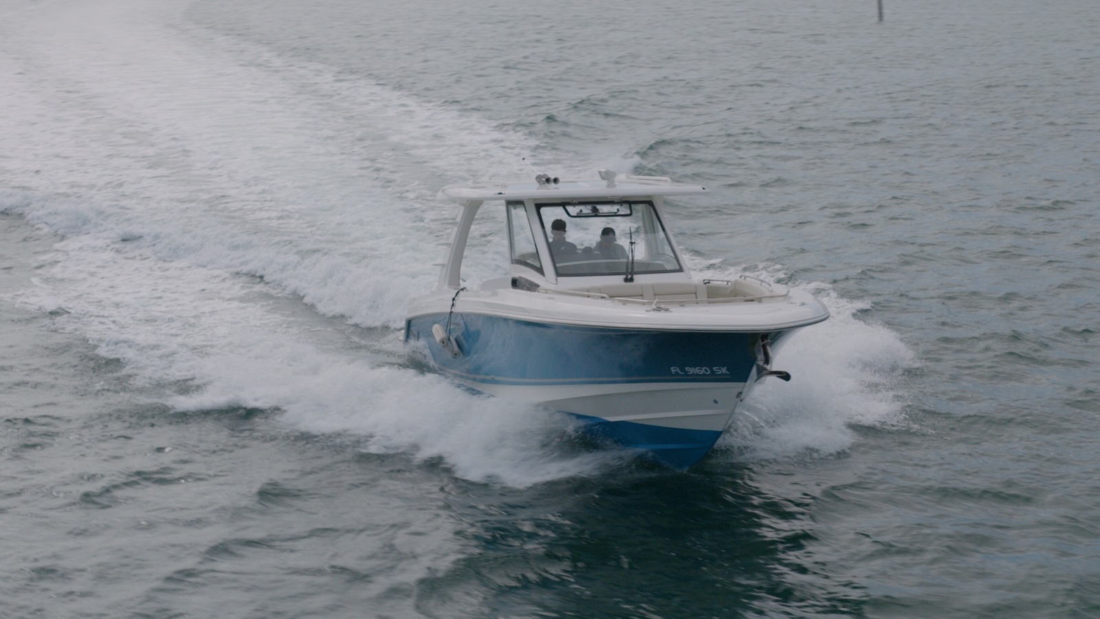 2018 Boston Whaler Outrage