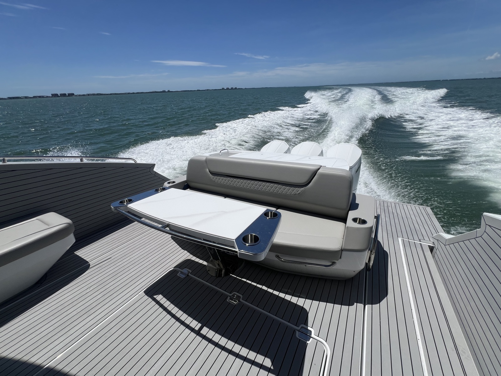 50ft Cruisers Yachts Yacht For Sale