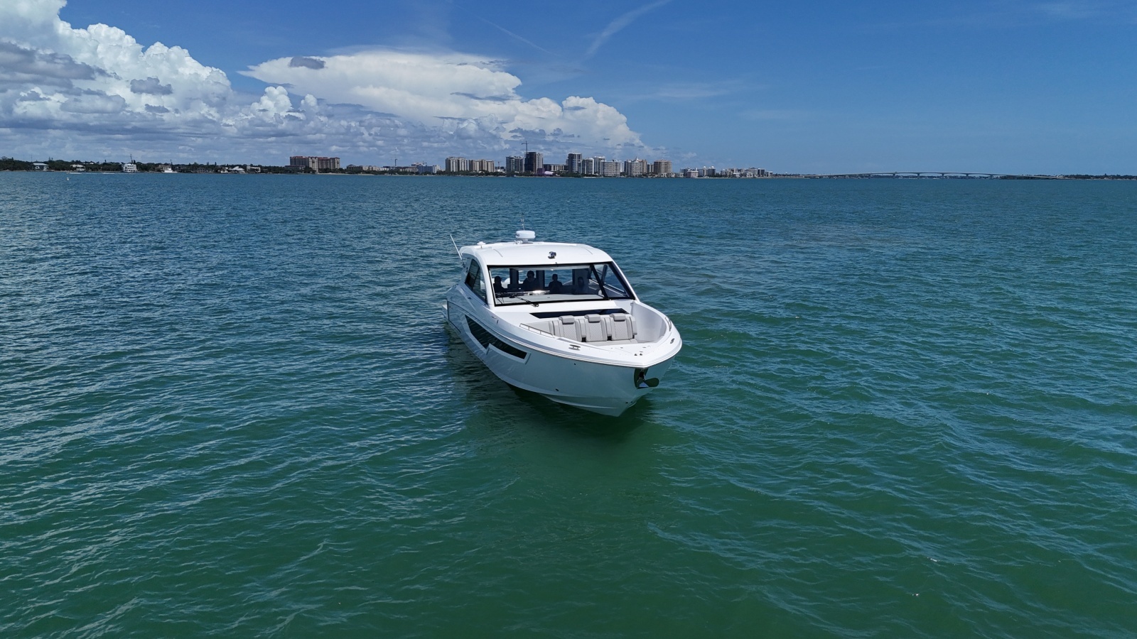 50ft Cruisers Yachts Yacht For Sale