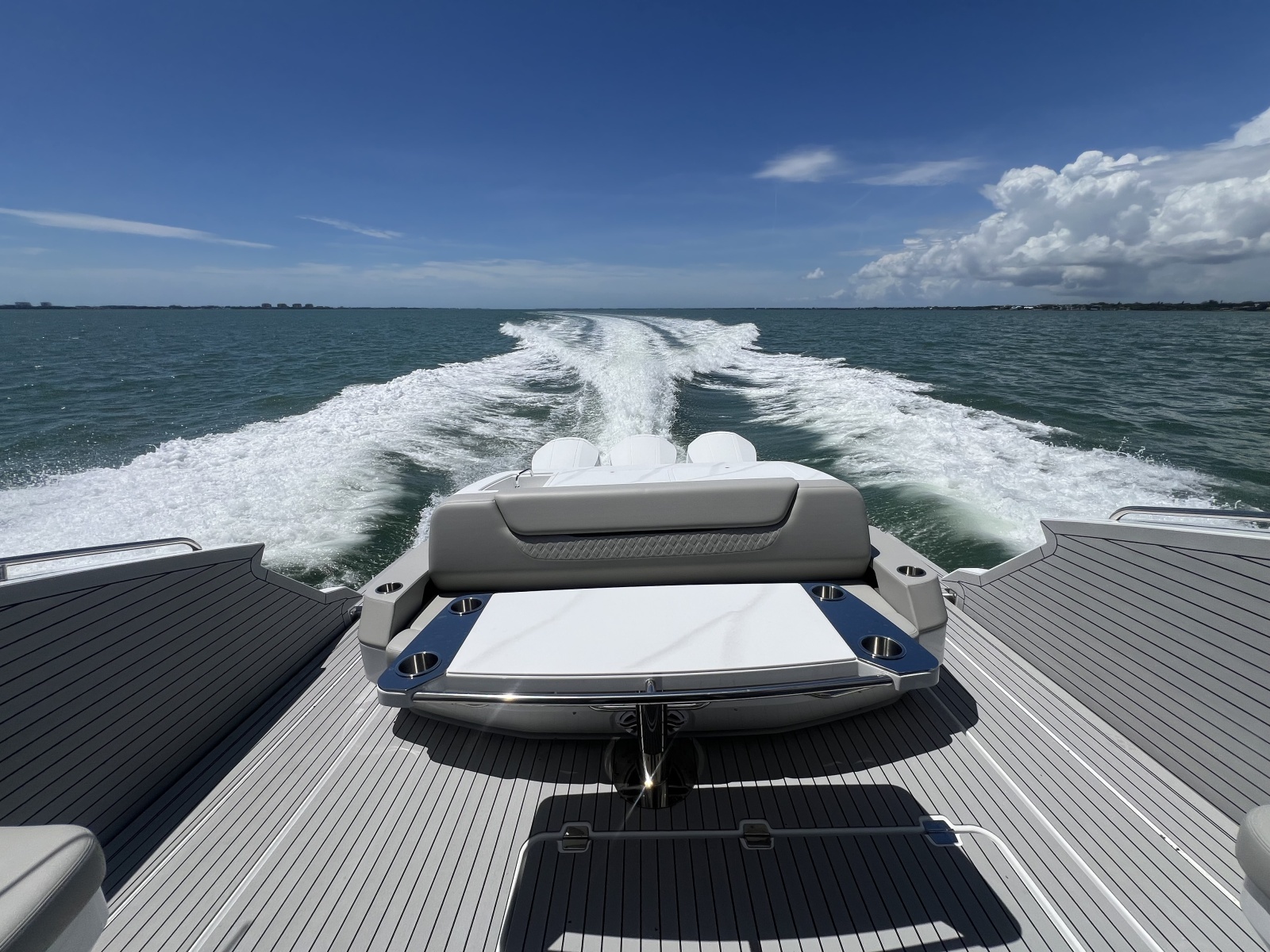 50ft Cruisers Yachts Yacht For Sale