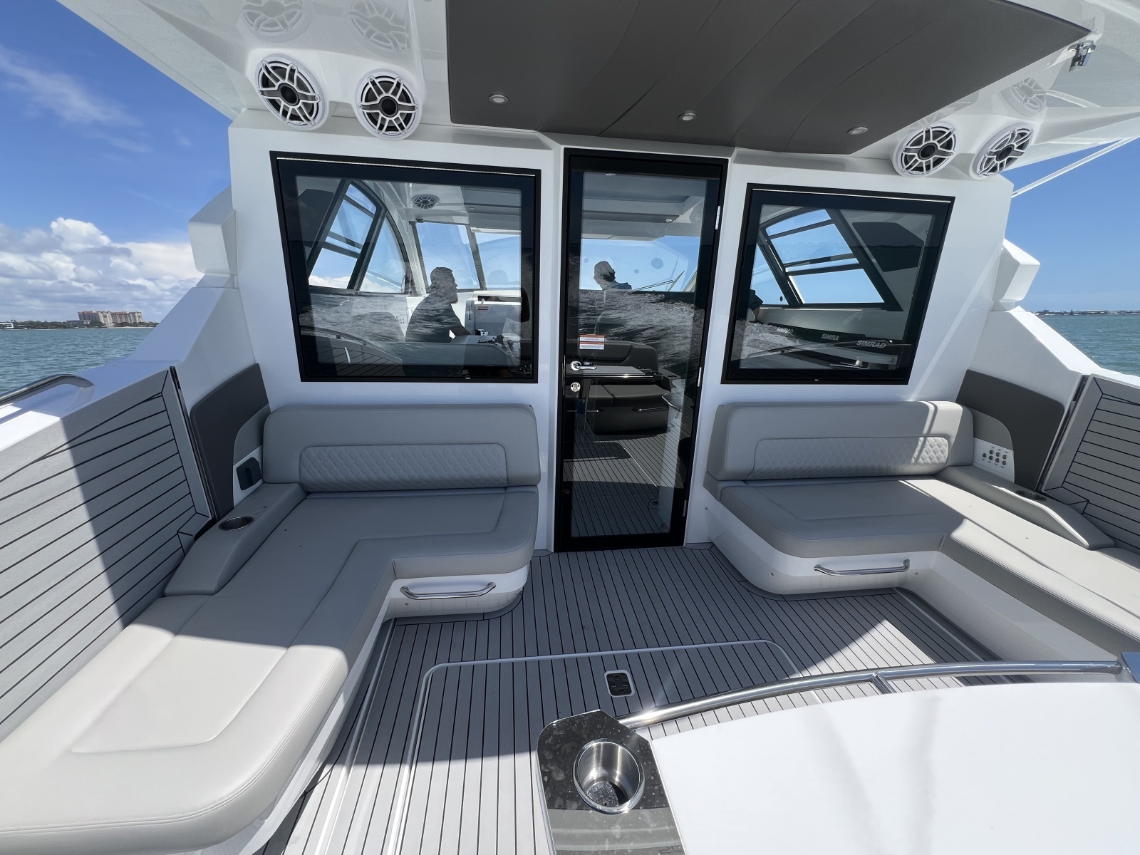 50ft Cruisers Yachts Yacht For Sale
