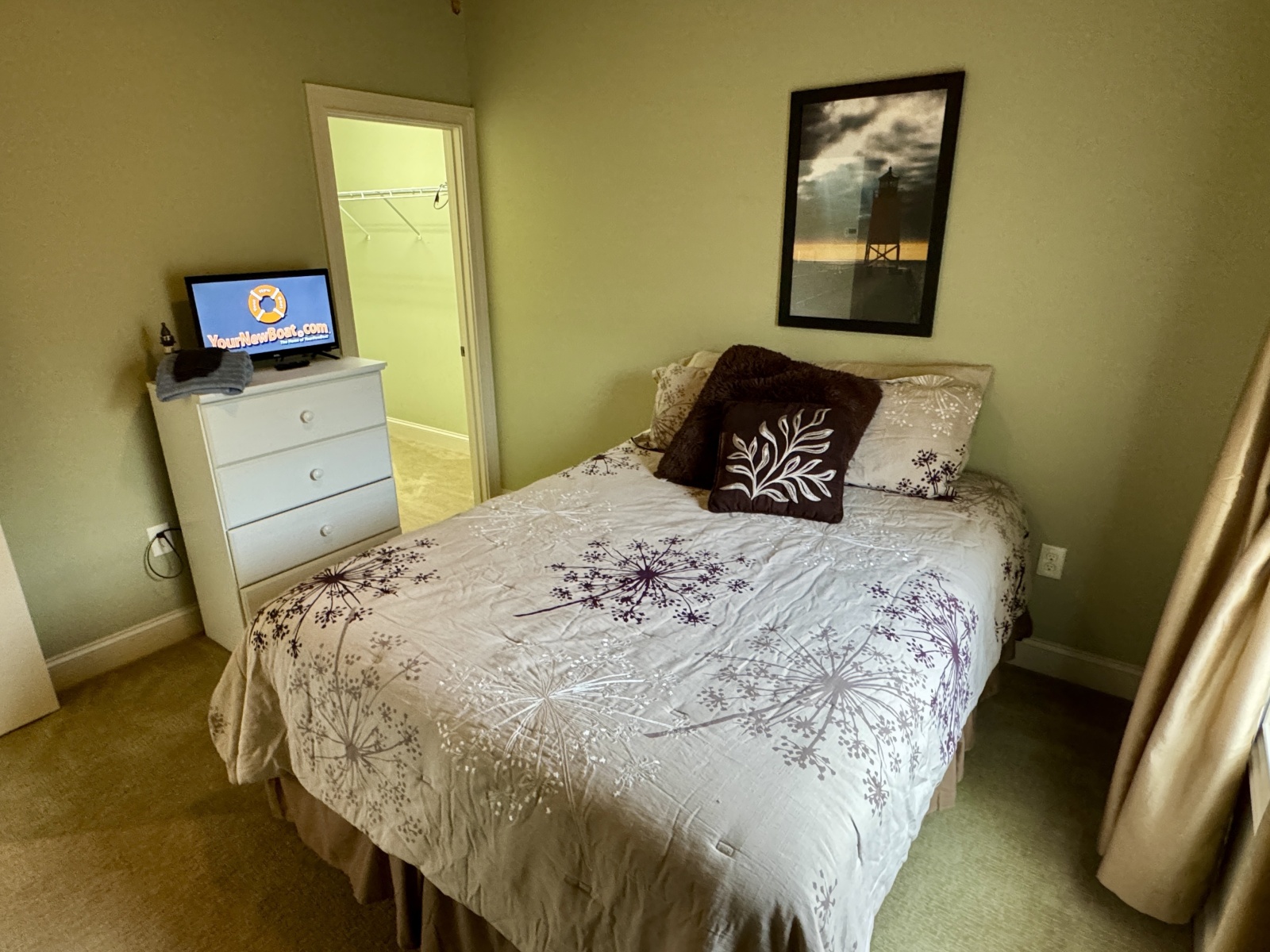 2010 Custom Floating Cabin - Approx 1340sqft