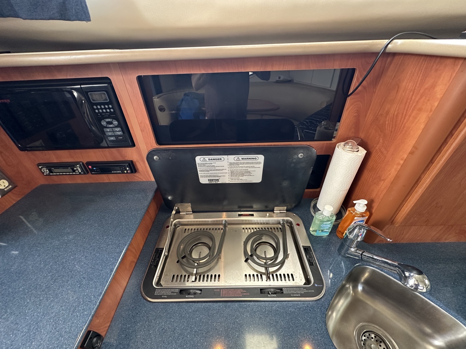 2006 Bayliner 305