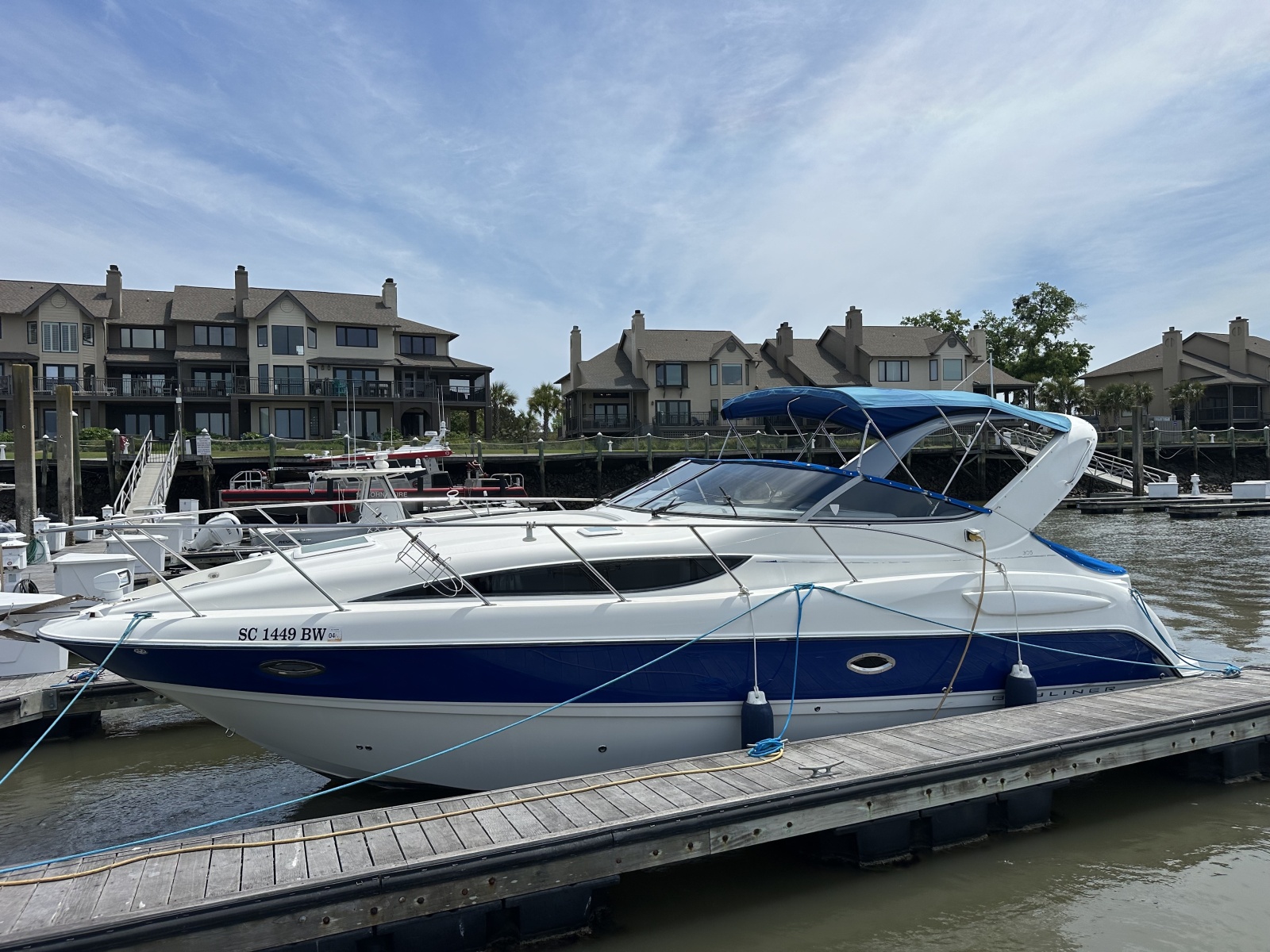 2006 Bayliner 305
