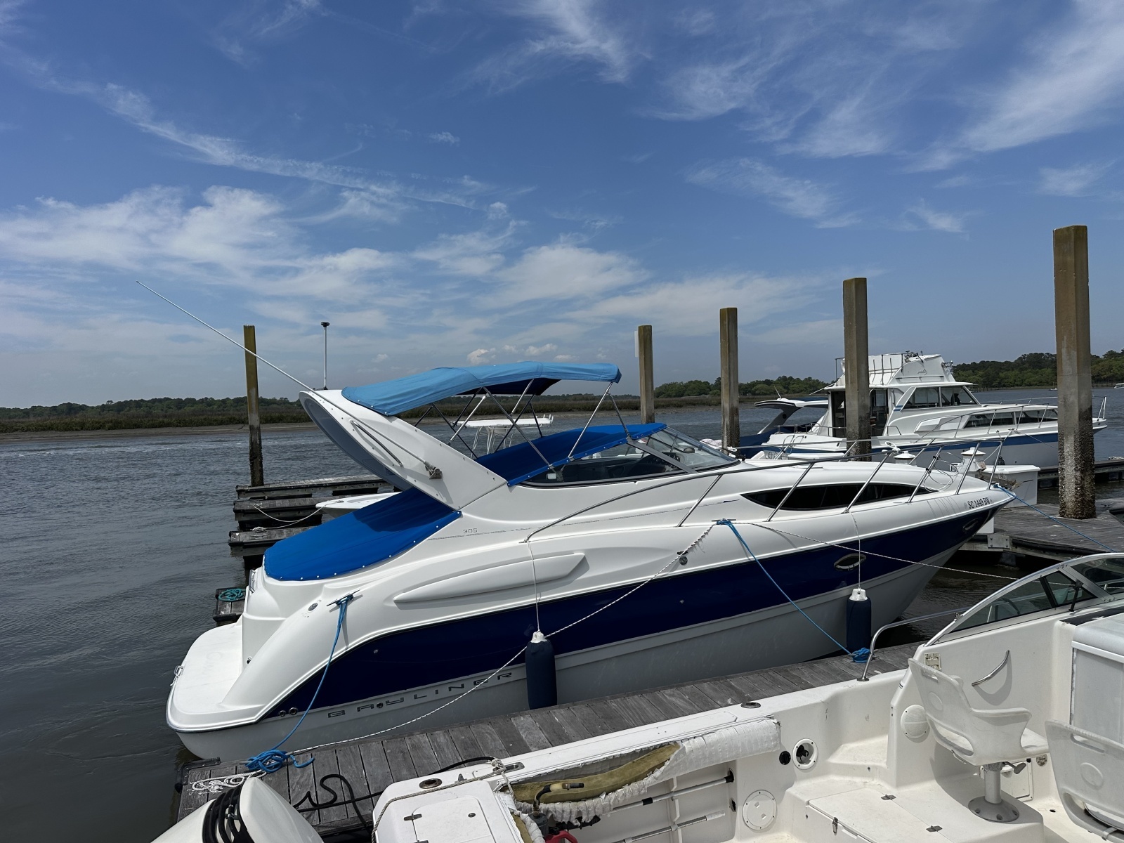 2006 Bayliner 305