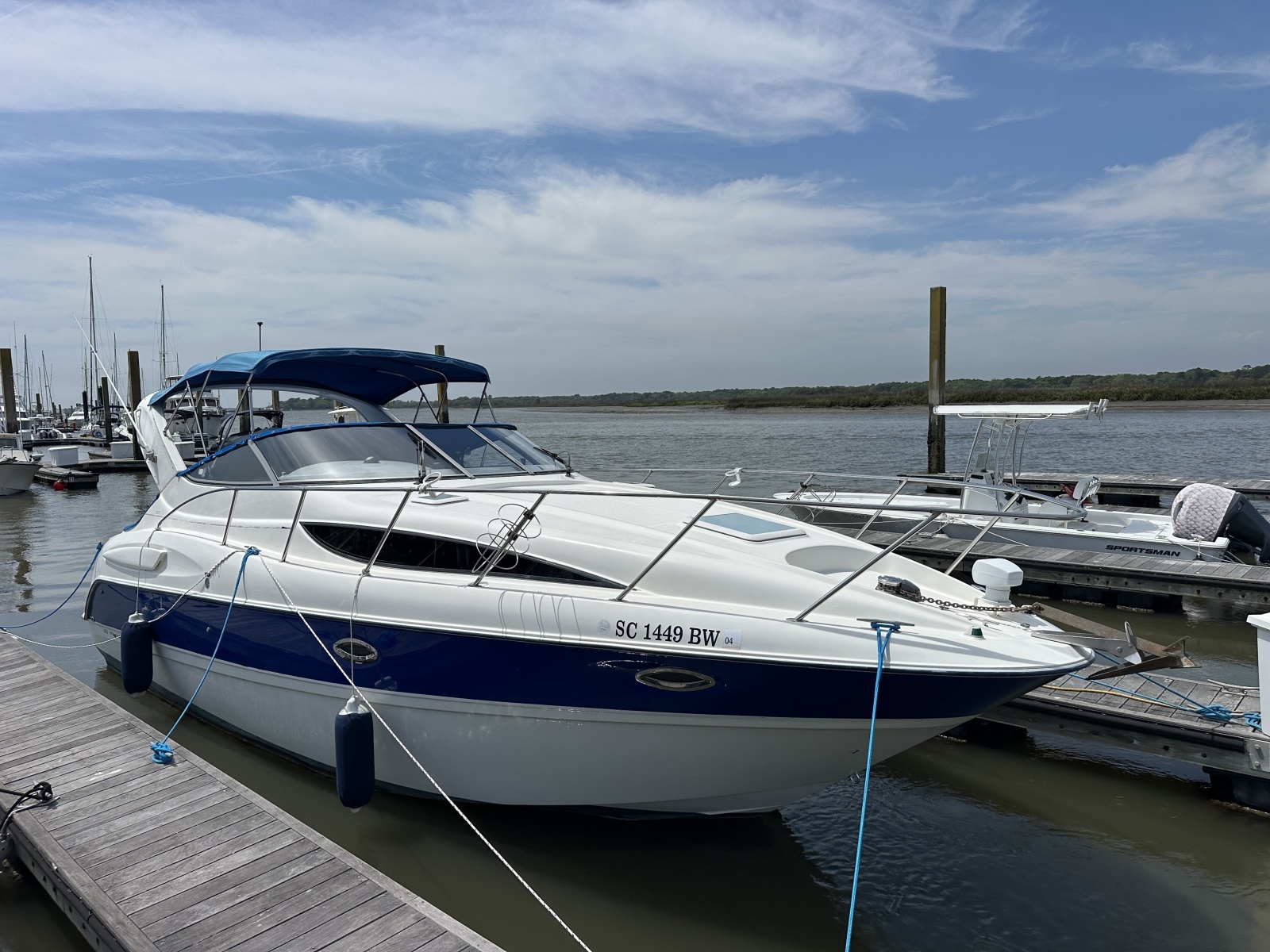 2006 Bayliner 305