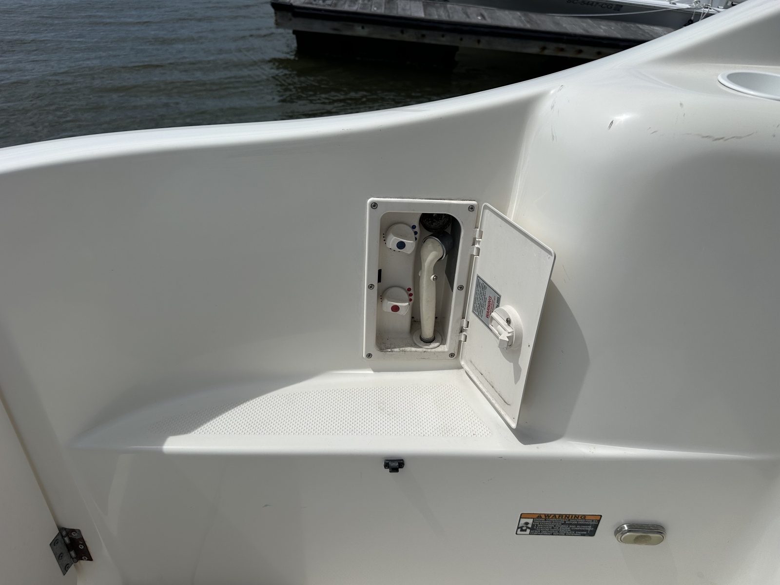 2006 Bayliner 305