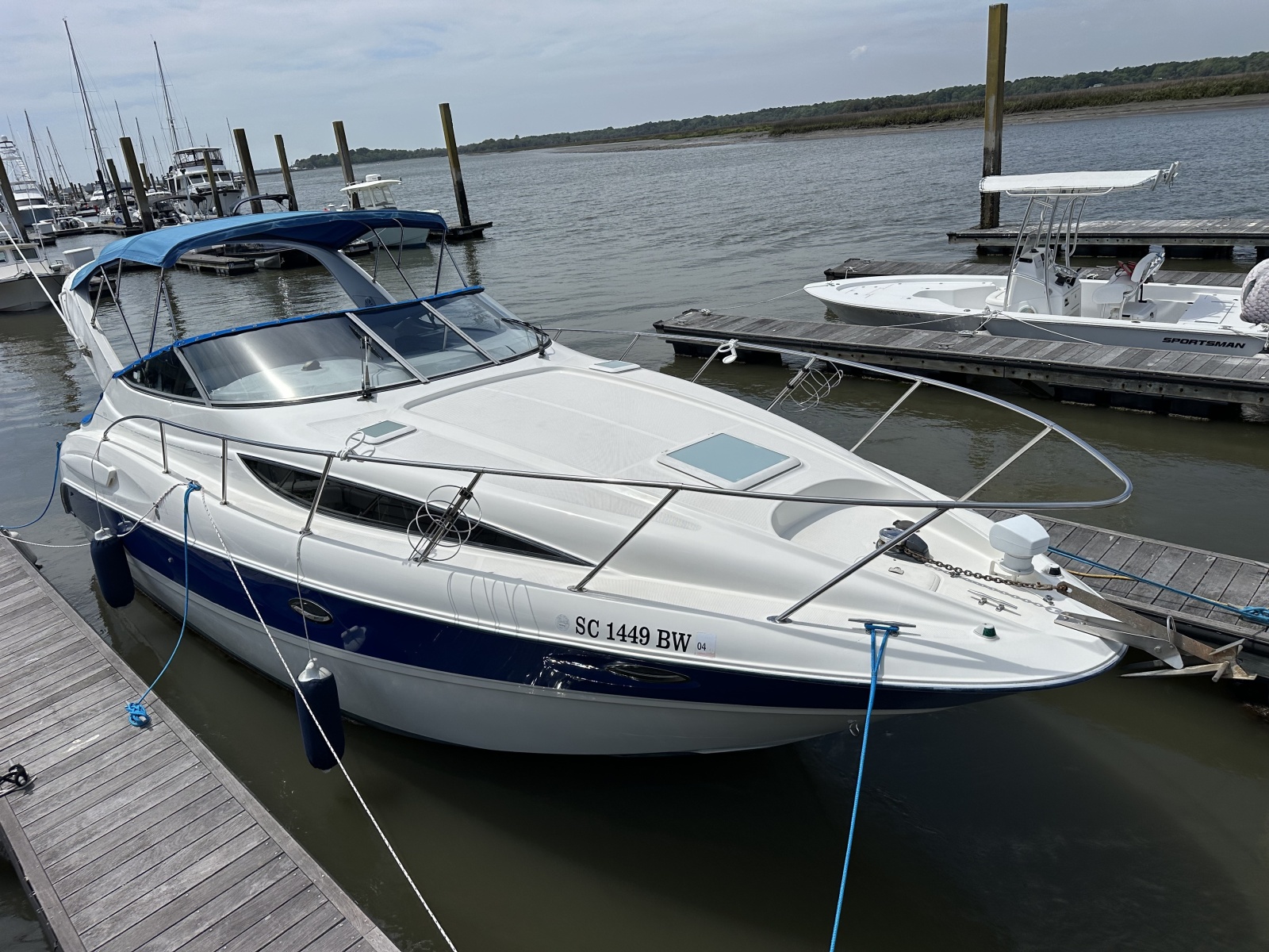 2006 Bayliner 305