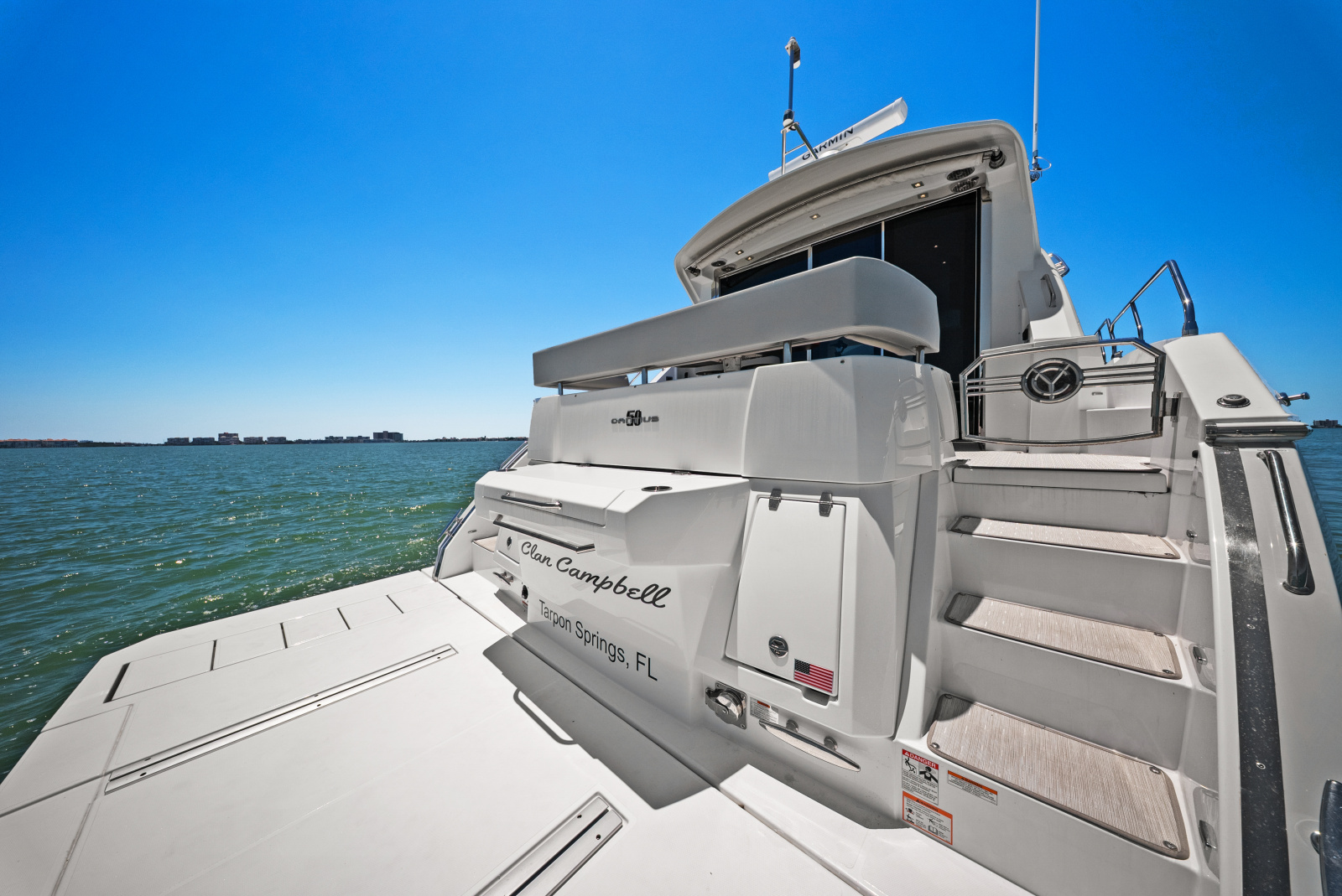 2025 Cruisers Yachts 50 Cantius