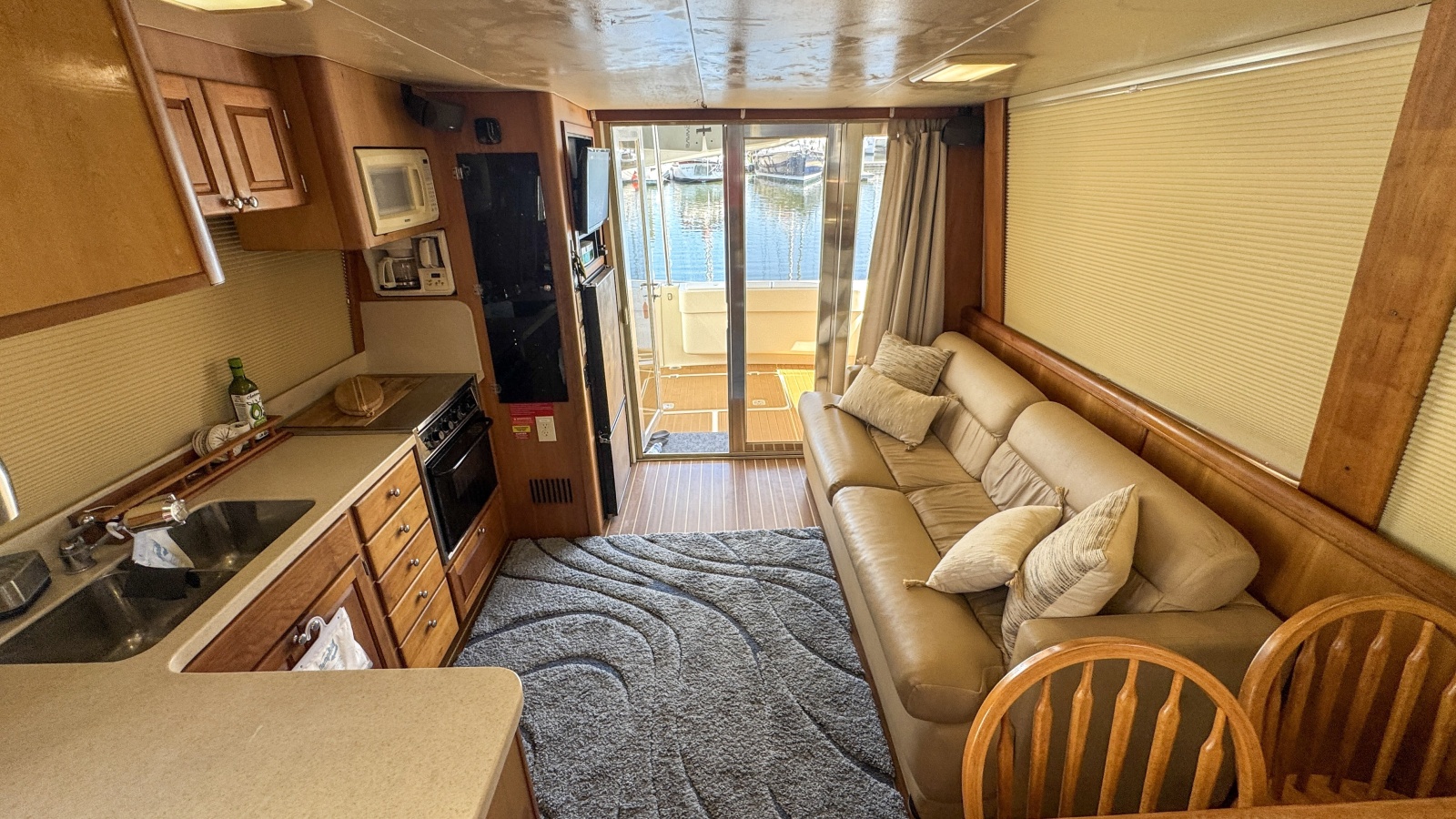 40' 2004 Mainship 400 Trawler