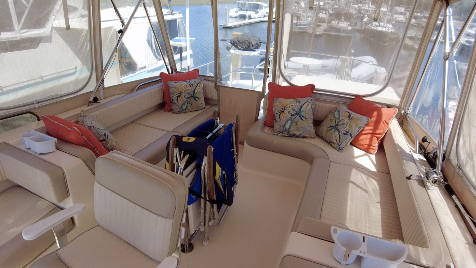 40' 2004 Mainship 400 Trawler