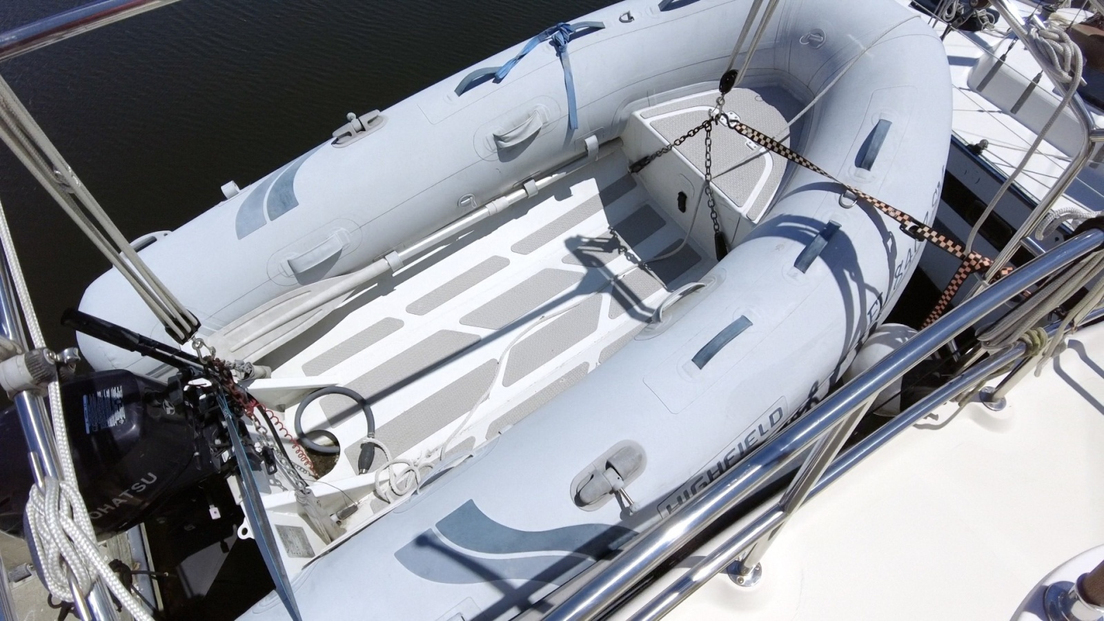 40' 2004 Mainship 400 Trawler