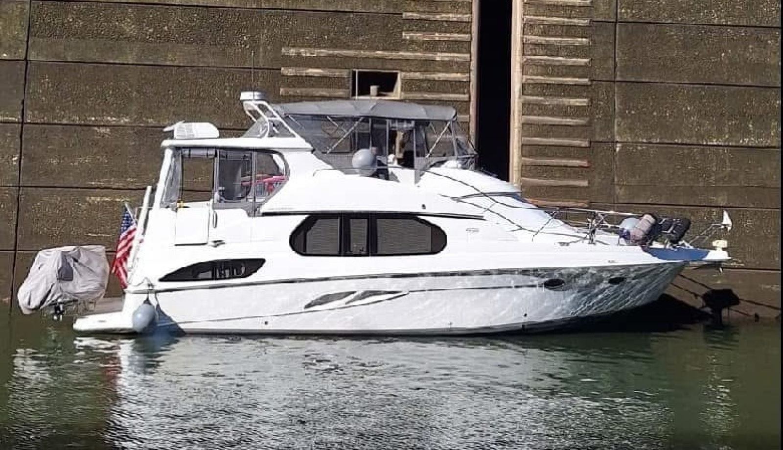 2003 Silverton 43 Motor Yacht