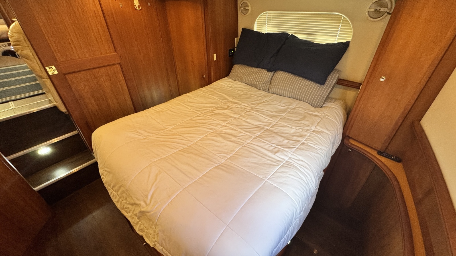 Aft Owner's Suite