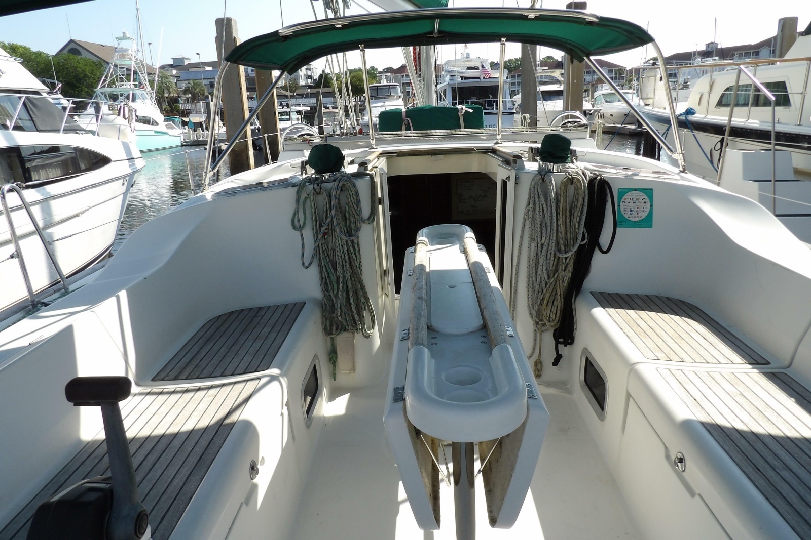 2002 Beneteau 473