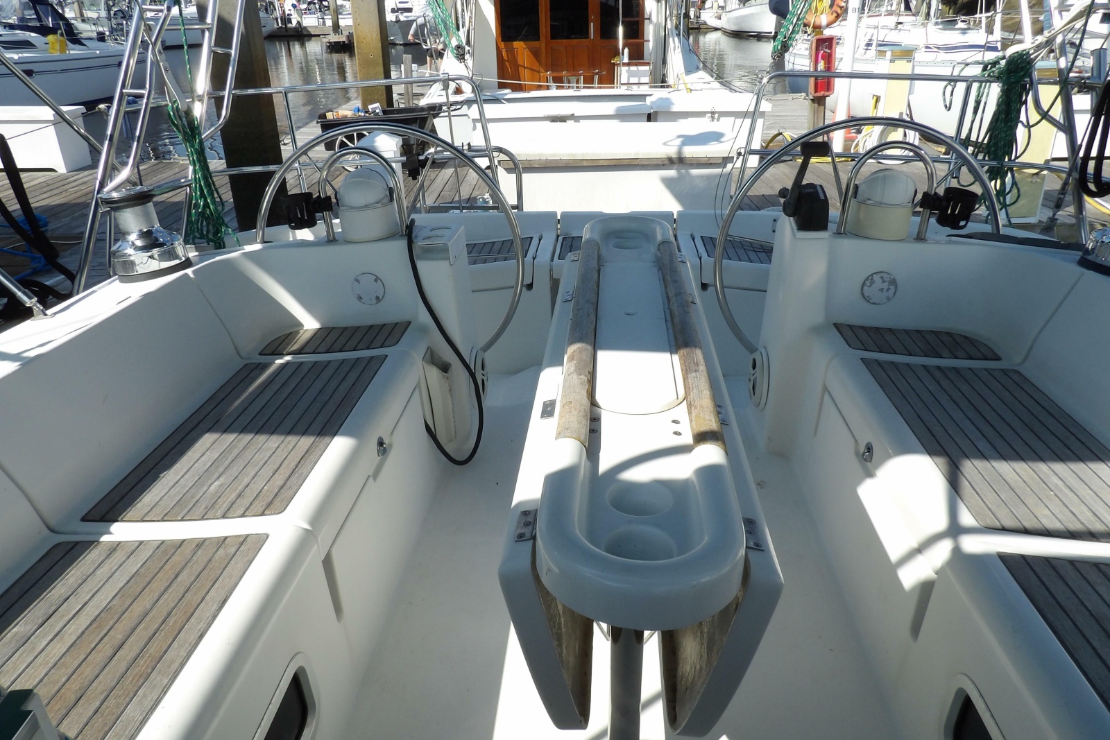 2002 Beneteau 473