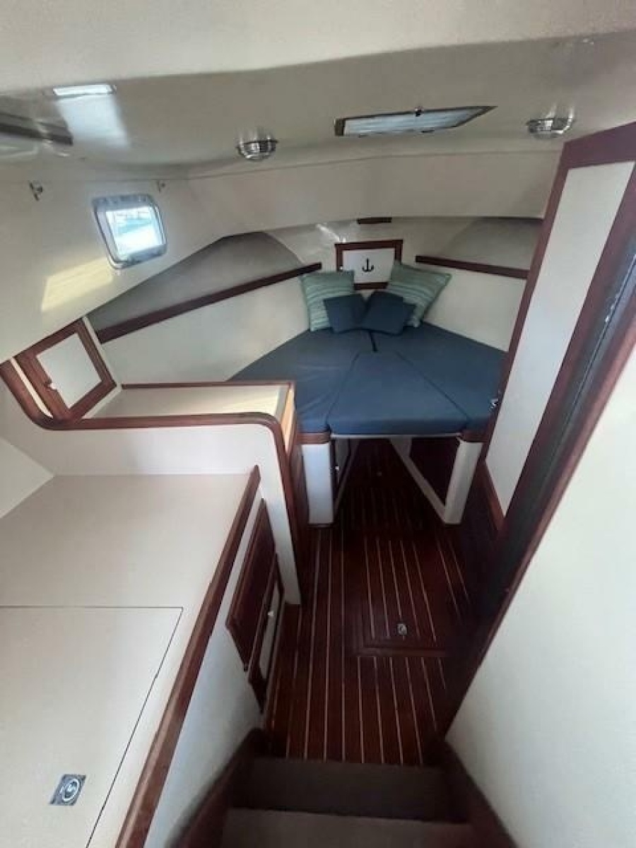 1989 Blue Seas Out Island Explorer