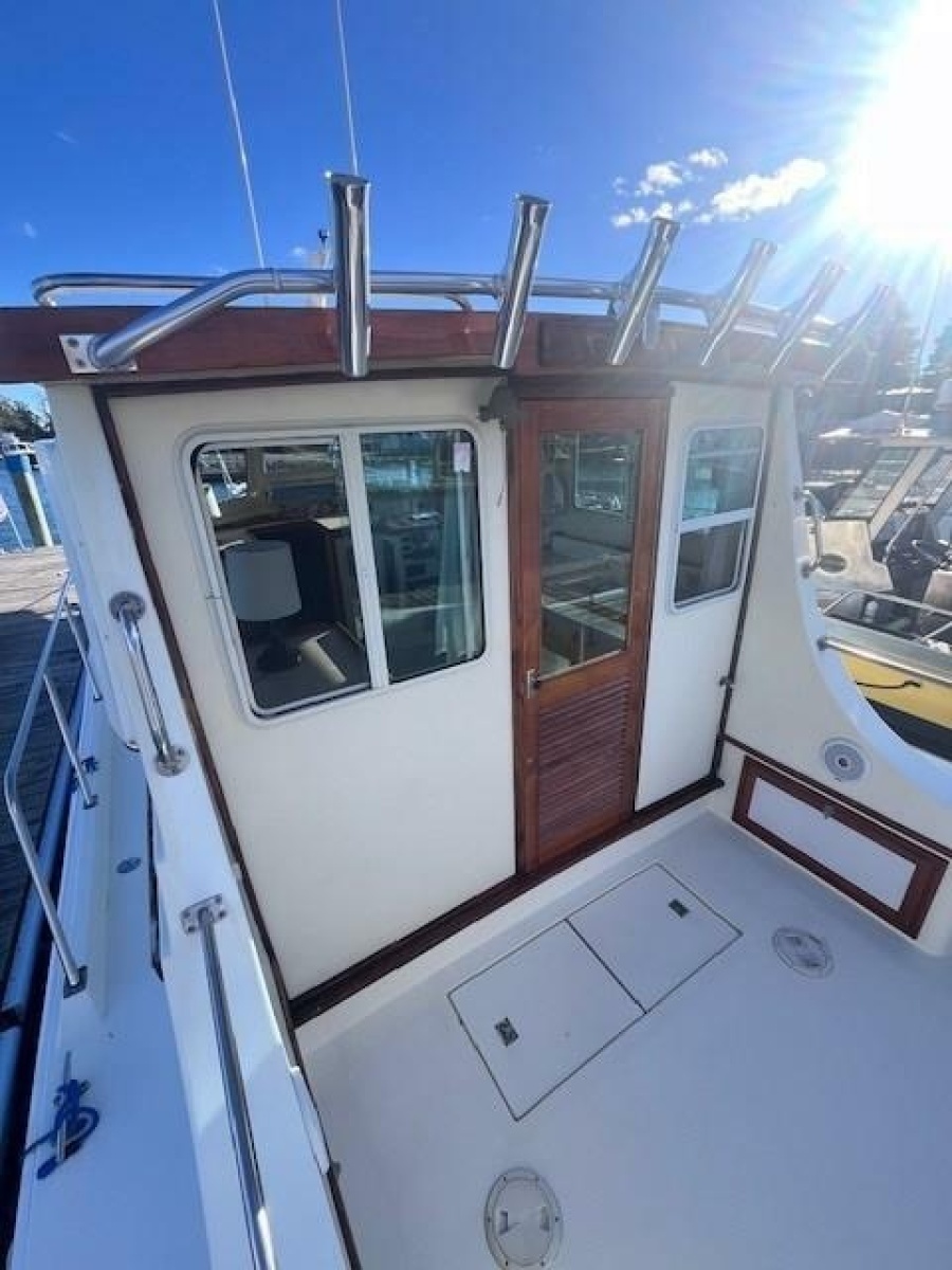 1989 Blue Seas Out Island Explorer