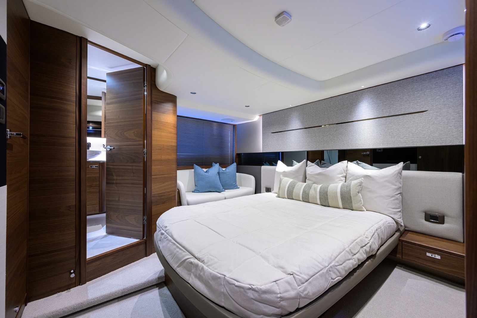 Princess 50 Everlong - Interior Stateroom