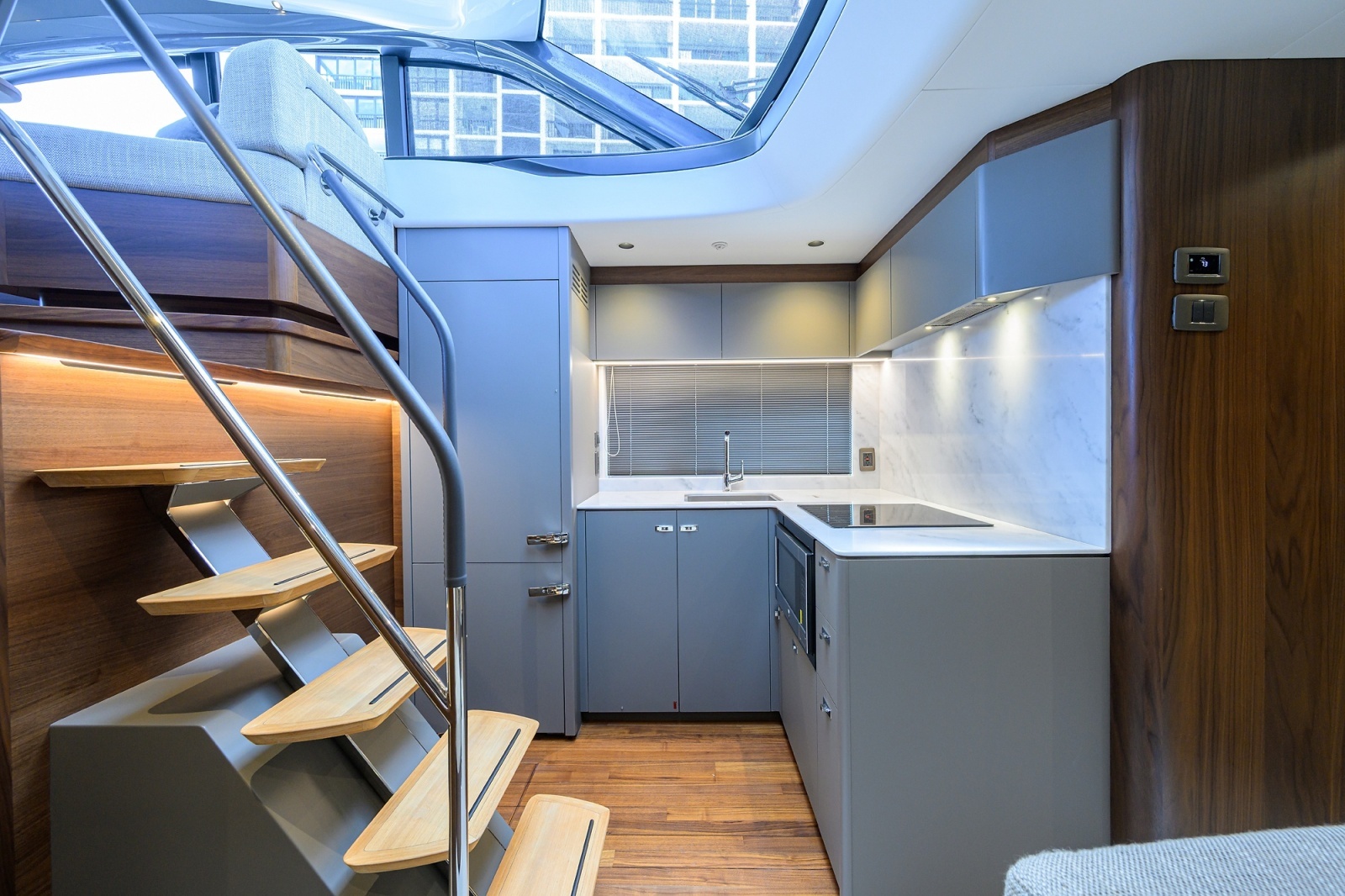 Princess 50 Everlong - Interior Galley