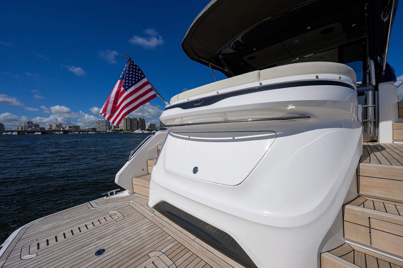Princess 50 Everlong - Exterior Bow